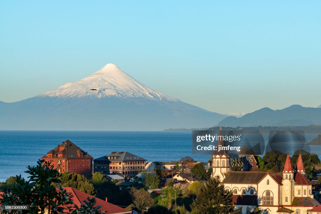 Puerto Varas al crepuscolo