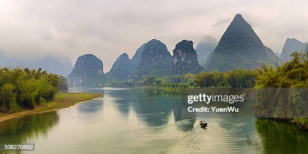 li river landscape - guilin stock pictures, royalty-free photos & images