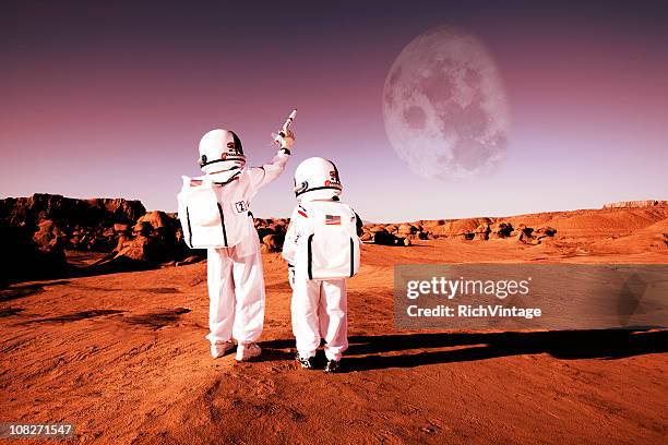 to infinity and beyond! - astronaut moon stockfoto's en -beelden