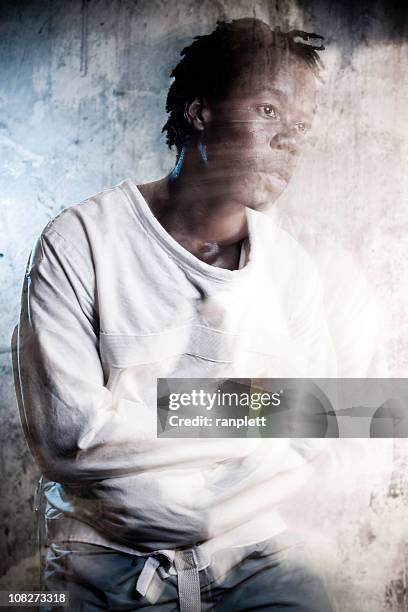 man in a straitjacket - dwangbuis stockfoto's en -beelden