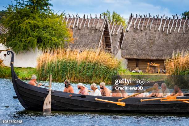 54 Slaves Rowing Stock Photos, High-Res Pictures, and Images - Getty Images