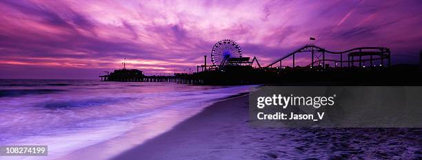 santa monica pier panorama, getönt - santa monica pier stock-fotos und bilder