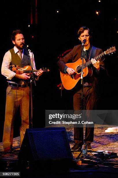 Punch Brothers Featuring Chris Thile In Concert Photos And Premium High punch-brothers-featuring-chris-thile-in-concert-photos-and-premium-high