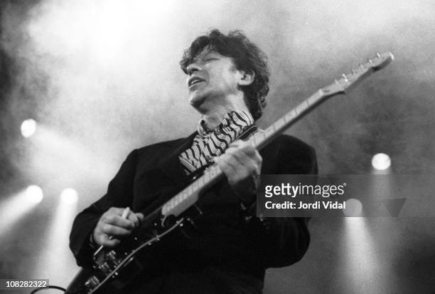 Robbie Robertson performs at Plaza de Toros Monumental on July 9, 1992 in Barcelona, Spain.