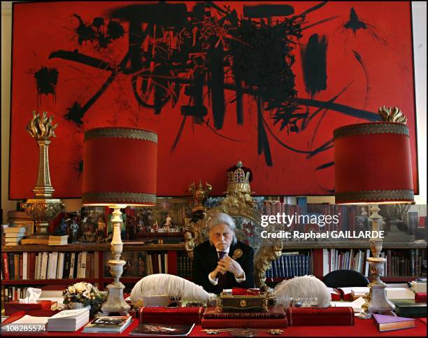 Georges Mathieu Face 453 Georges Mathieu Photos & High Res Pictures - Getty Images