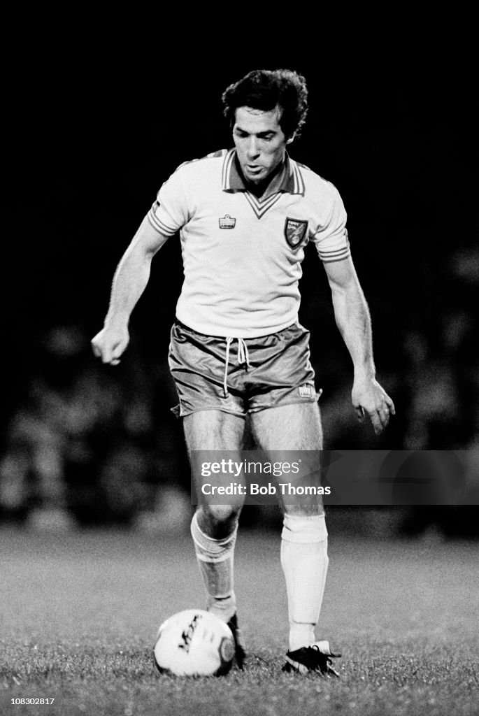 Ipswich Town v Norwich City - League Cup 3rd Round 1st Leg