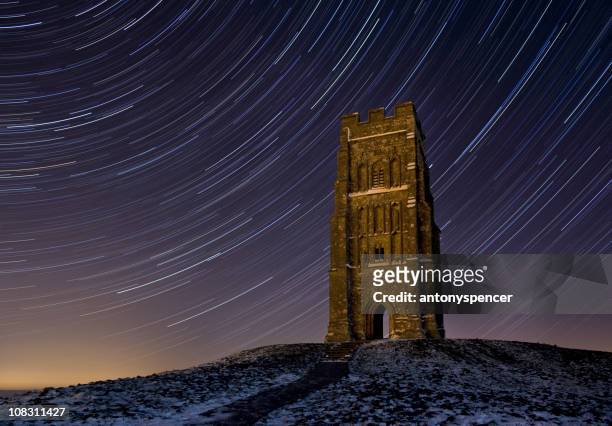 glastonbury gate startrail - somerset england stock pictures, royalty-free photos & images