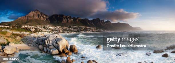 twelve apostles-bergkette panoramablick - westliche kapprovinz stock-fotos und bilder