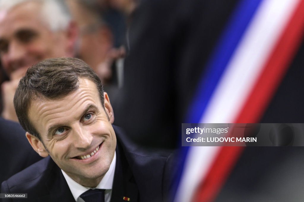 FRANCE-POLITICS-PROTEST-DEBATE