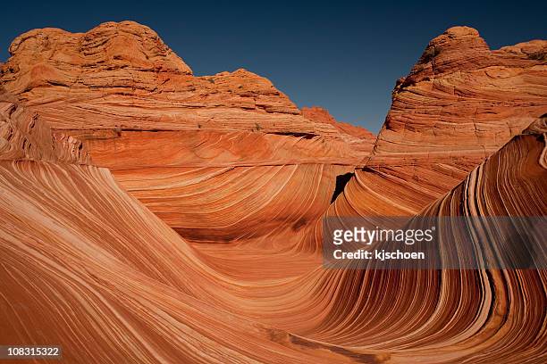 the wave at coyote buttes with swirling shapes - the swirl stock pictures, royalty-free photos & images