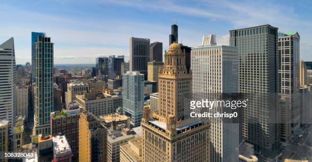 aerial panoramic view of the chicago loop (xxxl) - chicago cityscape stock pictures, royalty-free photos & images