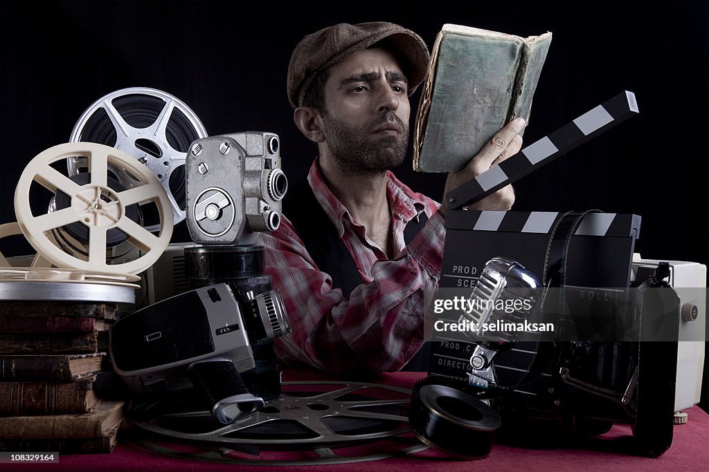 Antigo Director em Fantasia de leitura do Script