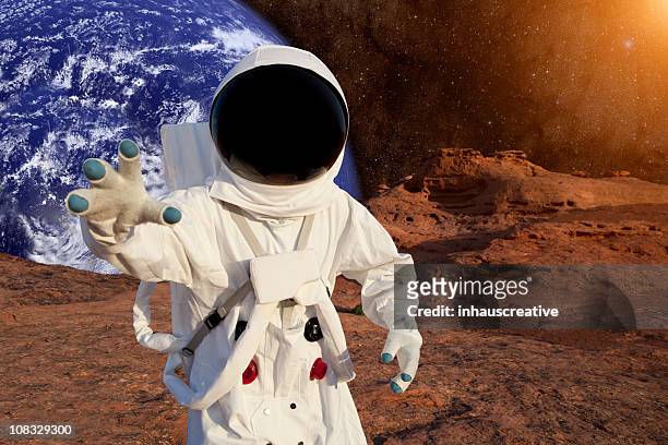 astronauta a marte - andando na lua - fotografias e filmes do acervo