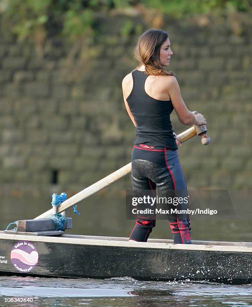 Tom Middleton Rower 43 Kate Middleton Takes Part In A Training Session For The Sisterhood ...