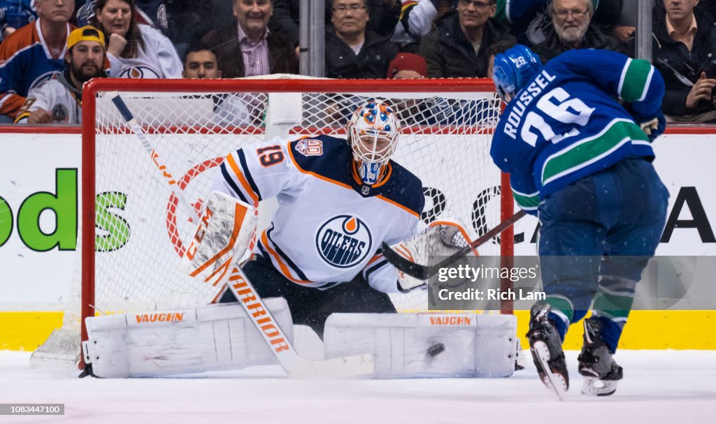 Edmonton Oilers v Vancouver Canucks