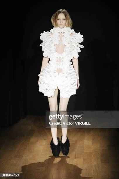 Model walks the runway during the Iris Van Herpen Haute Couture Spring Summer 2011 show during Paris Fashion Week on January 25, 2011 in Paris,...