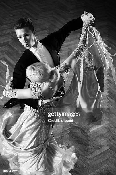 dancing couple - ballroom dancers stock pictures, royalty-free photos & images