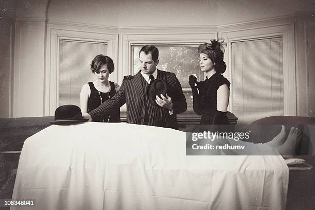 vintage mafia funeral - morgue feet stockfoto's en -beelden