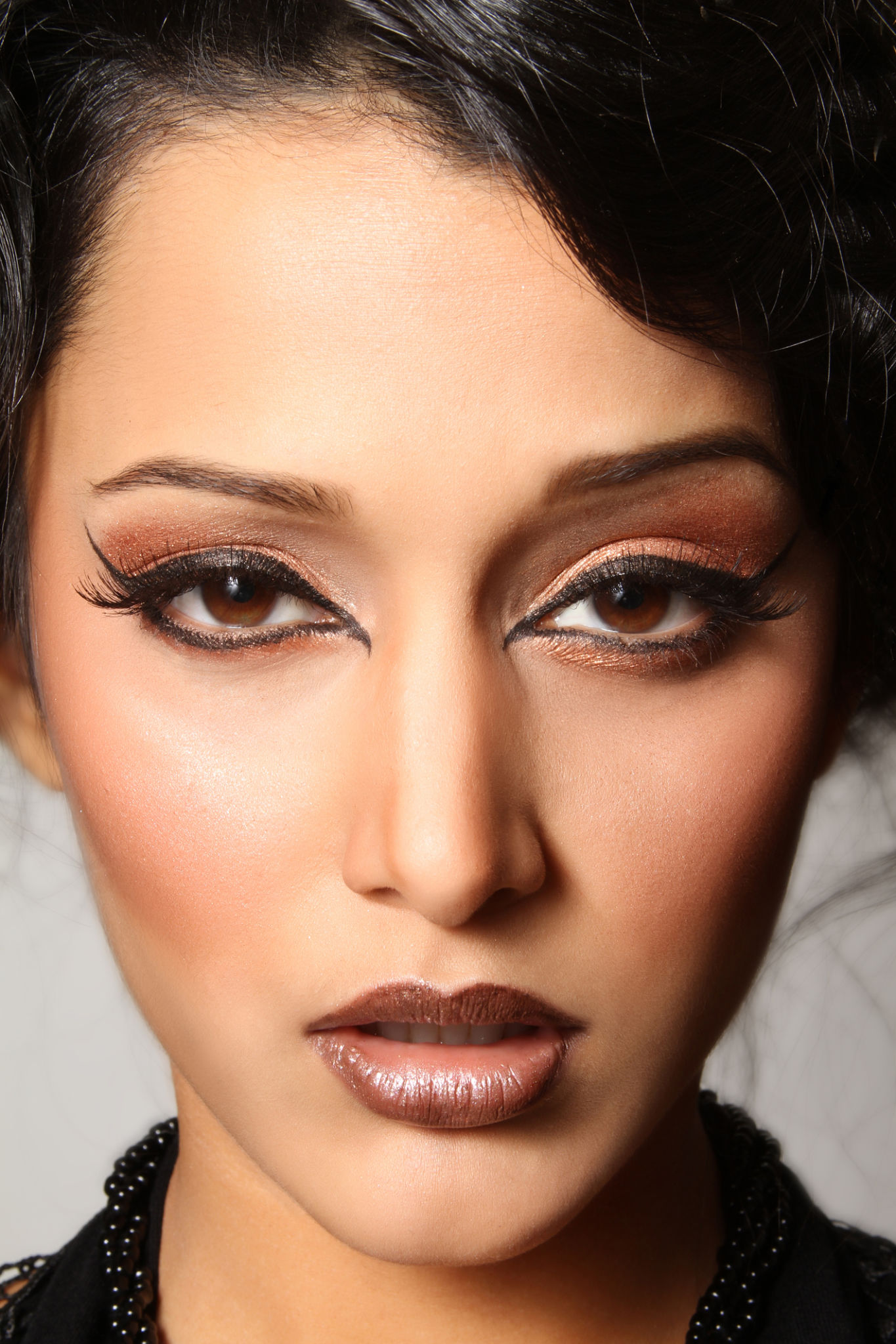 Indian-bride-eyeliner-style Indian-bride-eyeliner-style