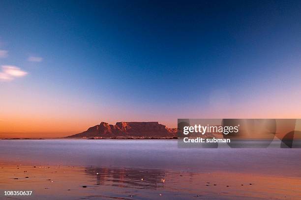 view of table mountain - cape town stock pictures, royalty-free photos & images