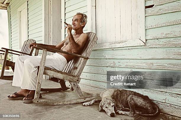 cubano estilo de vida - pinar del rio fotografías e imágenes de stock