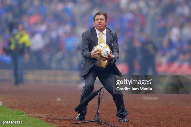 Miguel Herrera coach of America gestures during the final second leg match between Cruz Azul and America as part of the Torneo Apertura 2018 Liga MX...