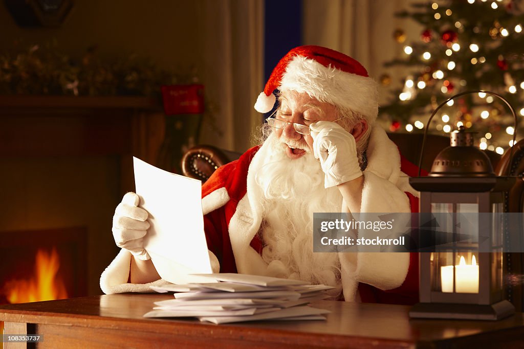 Jolly Father Christmas Lesung Buchstaben von Kindern