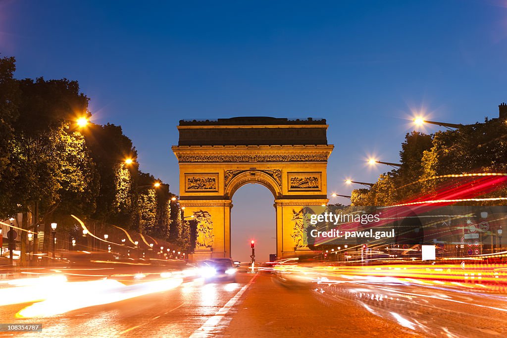 Arc de Triomphe, Paris by night