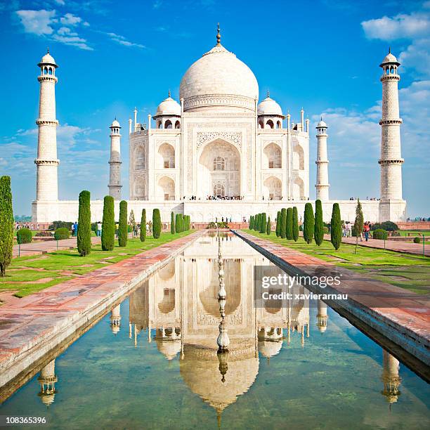 taj mahal - mughal palace stock pictures, royalty-free photos & images