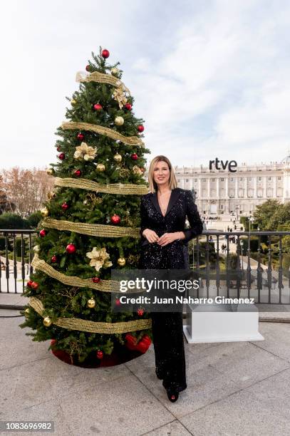 Anne Igartiburu attends RTVE Christmas Celebration photocall on December 17, 2018 in Madrid, Spain.