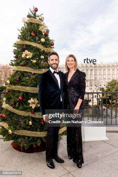 Roberto Leal and Anne Igartiburu attend RTVE Christmas Celebration photocall on December 17, 2018 in Madrid, Spain.