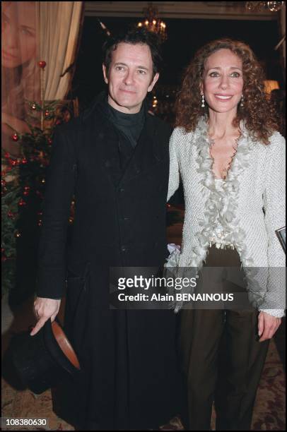 Francis Huster and Marisa Berenson in Paris, France on November 29, 2001.