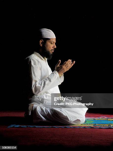 Traquality Of Soul Namaz High-Res Stock Photo - Getty Images