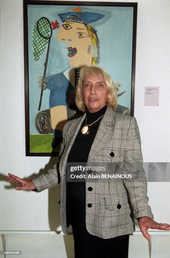 Institution Of Picasso Exposition: J.Chirac And The Family Of Painters In Paris, France On October 15, 1996.