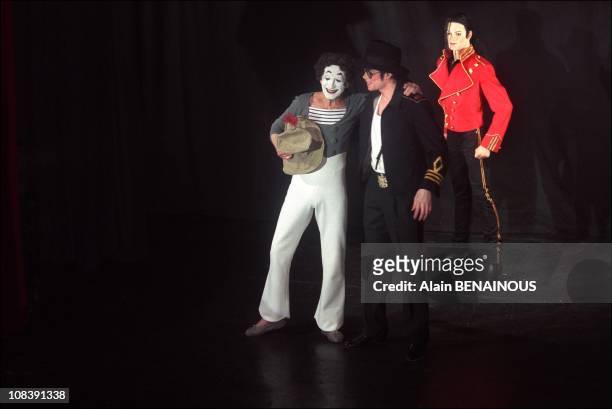 Michael Jackson with mime Marcel Marceau in Paris, France on april 19, 1997.