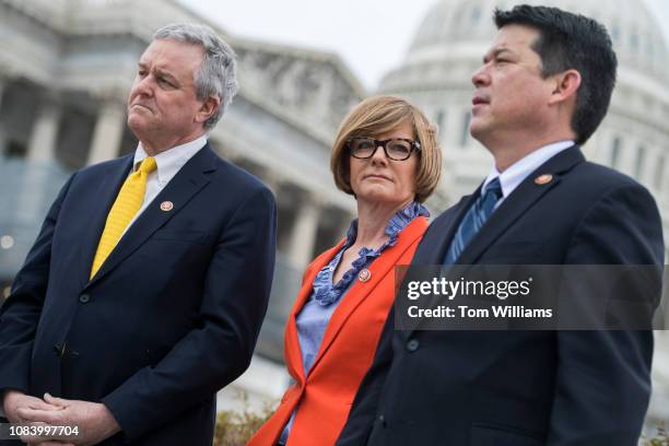 Left Reps 37 Cox Williams House Stock Photos, High-Res Pictures, and Images ...