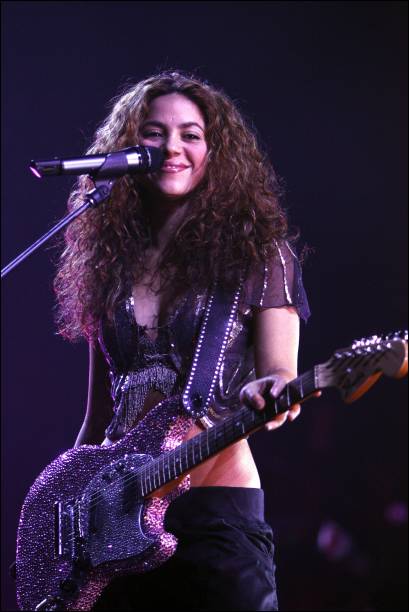 Shakira performs in concert at Bercy in Paris, France on February 16, 2007.