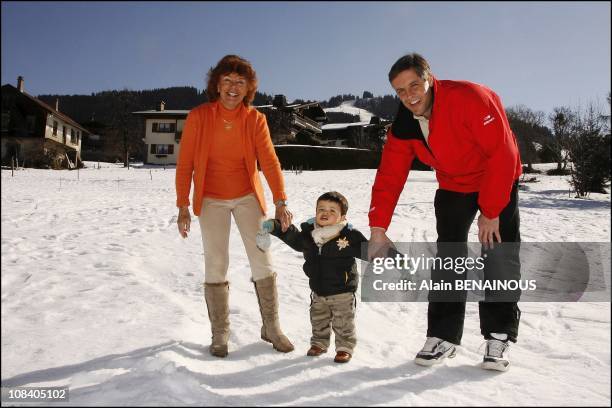 Francine Distel in his chalet in France on February 21, 2007. It is in his chalet in Megeve that Francine Distel welcomed by us warmly, accompanied...