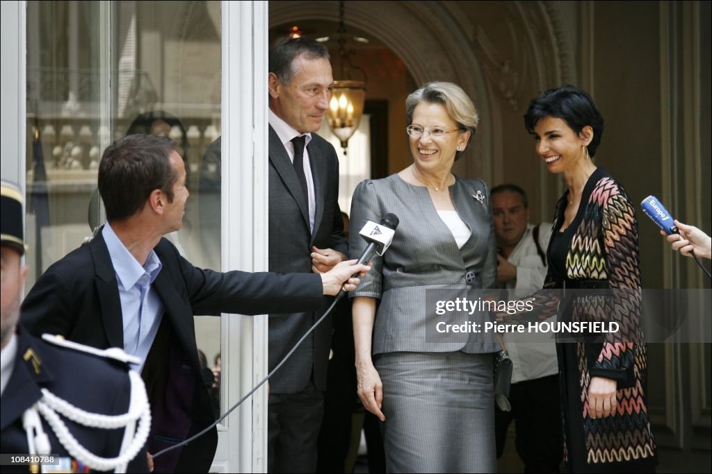 Handing over ceremony at Justice Ministry in Paris, France on June 24th, 2009.