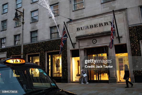 Shoppers Look For Luxury Brands For Christmas 2018 Shoppers Look For Luxury Brands For Christmas 2018