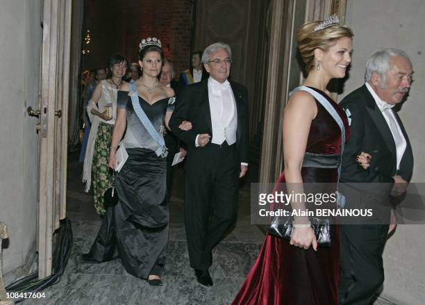 The Nobel prize winners and the Royal Family: Queen Silvia, Princess Madeleine, King Carl XVI Gustaf, Prince Carl Philip, Crown Princess Victoria,...