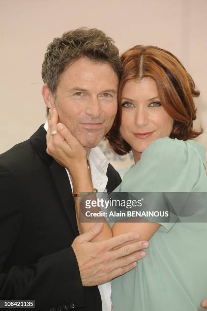 Actors Kate Walsh and Tim Daly attend a photocall for the American T.V series 'Private Practice' during the 2009 Monte Carlo Television Festival held...