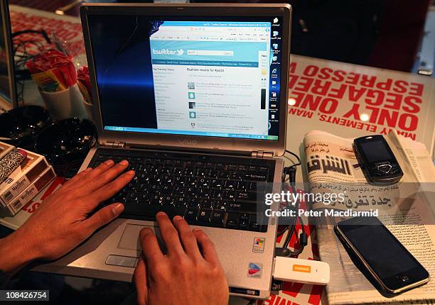 Cairo Bar Computer 866 Egypt Cafe Stock Photos, High-Res Pictures, and Images - Getty Images