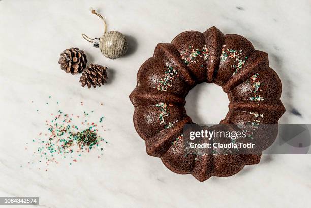 bundt cake - baking overhead stock pictures, royalty-free photos & images