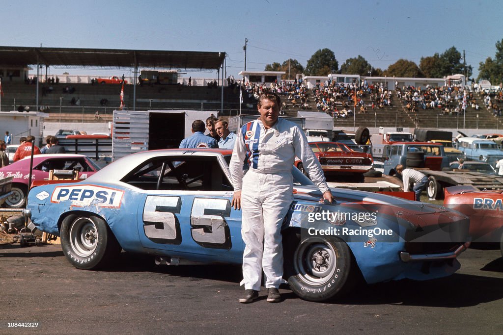 Driving his Pepsi-sponsored Camaros, NASCAR veteran Tiny Lund won the ...