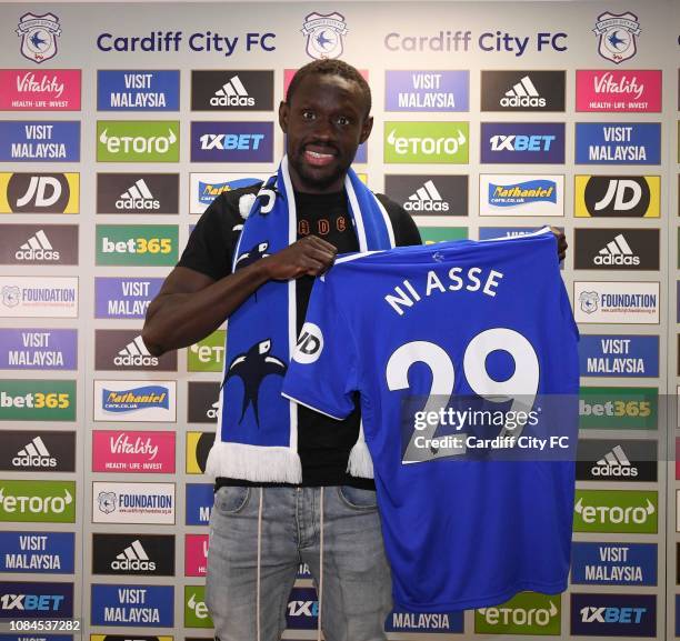 New loan signing Oumar Niasse No 29 of Cardiff City is unveiled on January 18, 2019 in Cardiff, Wales.