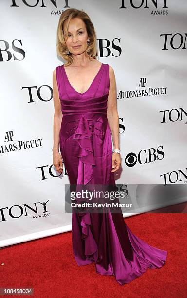 Jessica Lange attends the 63rd Annual Tony Awards at Radio City Music Hall on June 7, 2009 in New York City.
