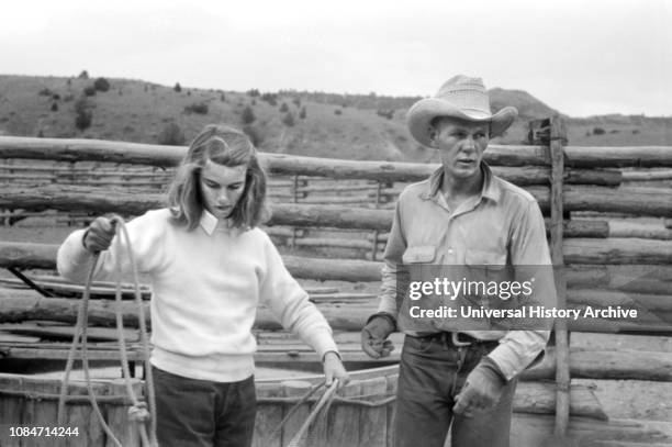 Learning how to Throw a Rope during Ranch Rodeo Contest, Brewster Arnold Quarter Circle U Ranch, Birney, Montana, USA, Arthur Rothstein, Farm...