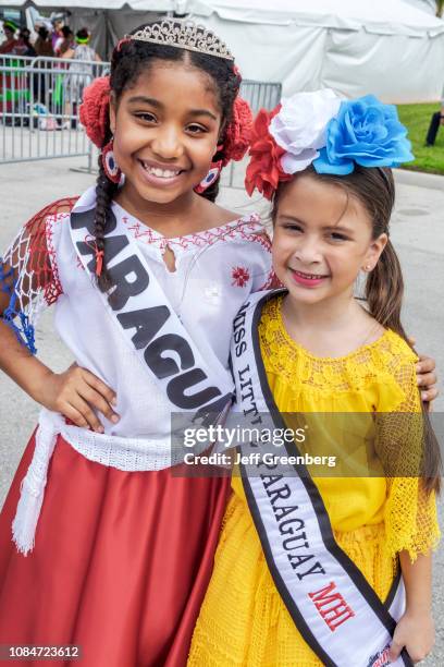 Miami, Junta Hispania Hispanic Festival, beauty pageant contestants.