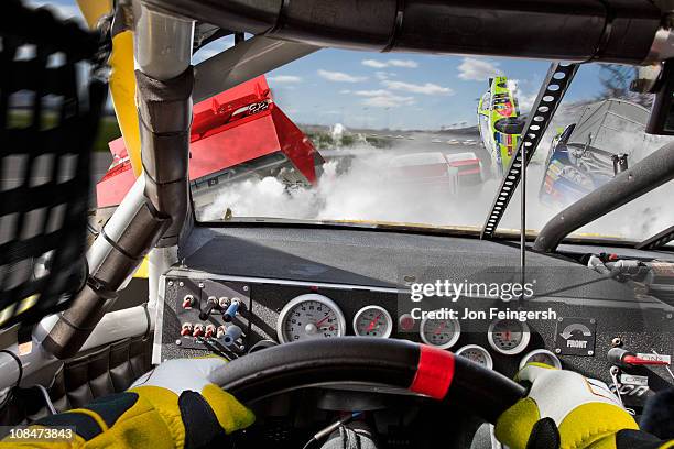 car racing accident - sports car photos et images de collection